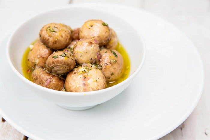 Lemon Thyme Marinated Mushrooms